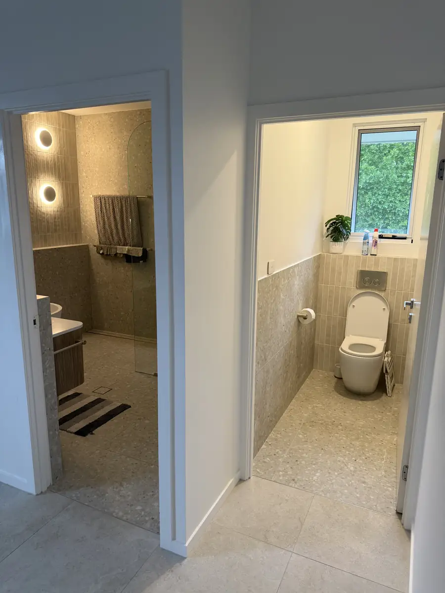 Bathrooms by MLS Projects, Cairns, photo 3