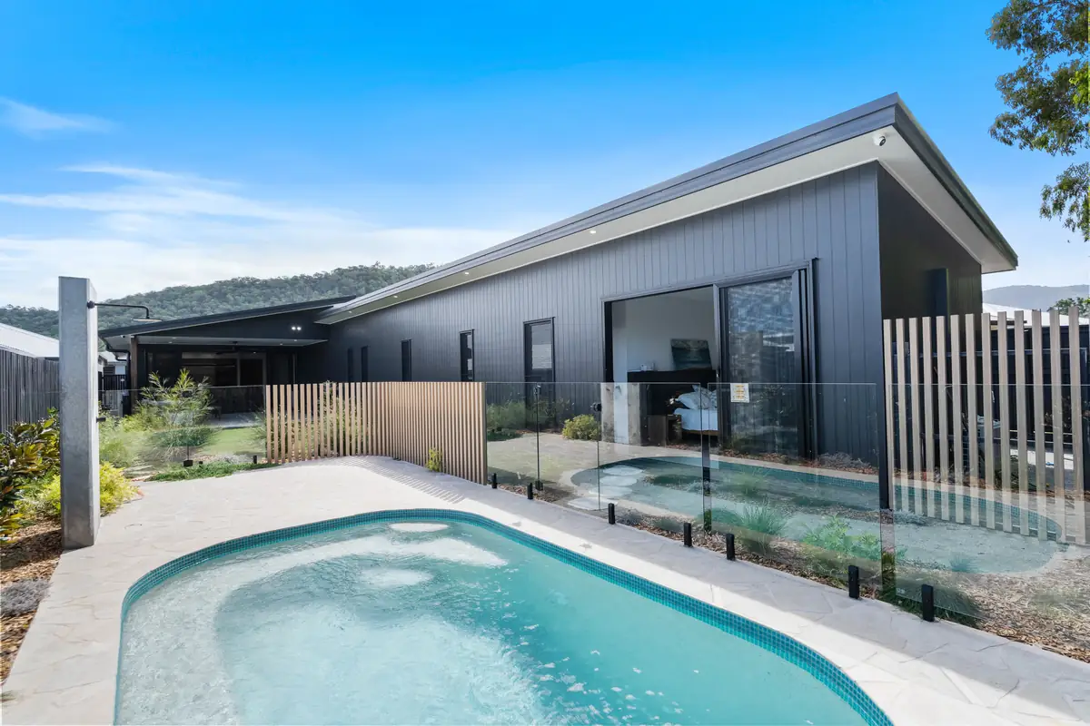 Outdoor Areas by MLS Projects, Cairns, photo 2