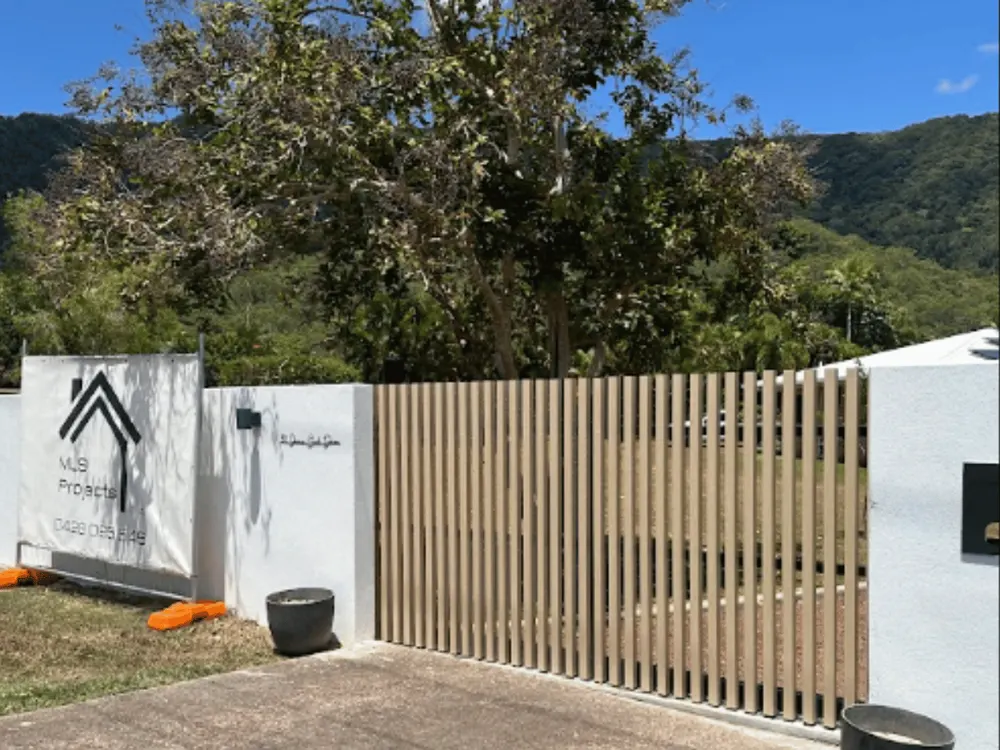 Fencing by MLS Projects, Cairns